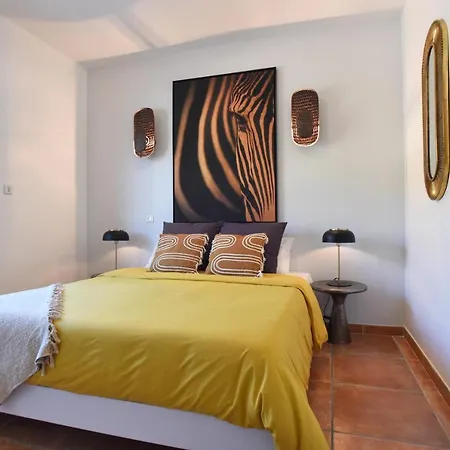 Hameau De Signargues: Provençal Retreat With Heated Pool * Domazan