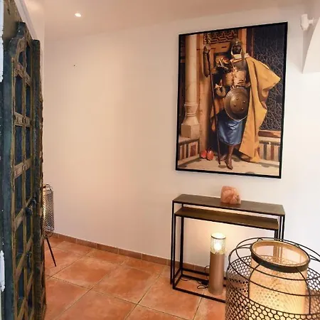 Villa Hameau De Signargues: Provençal Retreat With Heated Pool