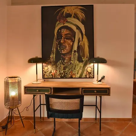 Villa Hameau De Signargues: Provençal Retreat With Heated Pool