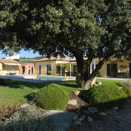 Hameau De Signargues, Entre Avignon - Pont Du Gard Et Uzes * Domazan