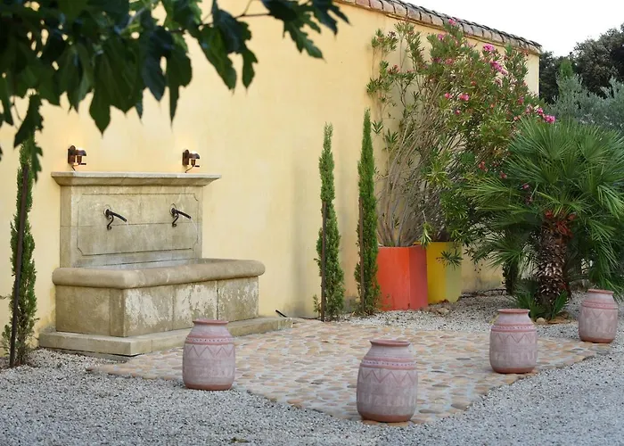 Hameau De Signargues, Entre Avignon - Pont Du Gard Et Uzes Villa Domazan
