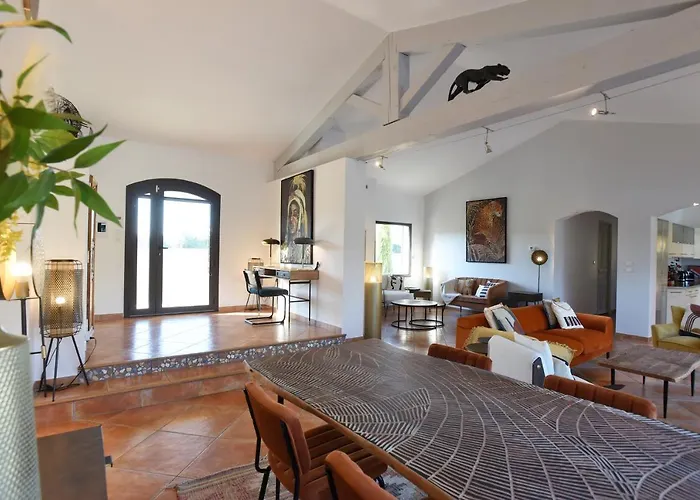 Hameau De Signargues, Entre Avignon - Pont Du Gard Et Uzes Villa *