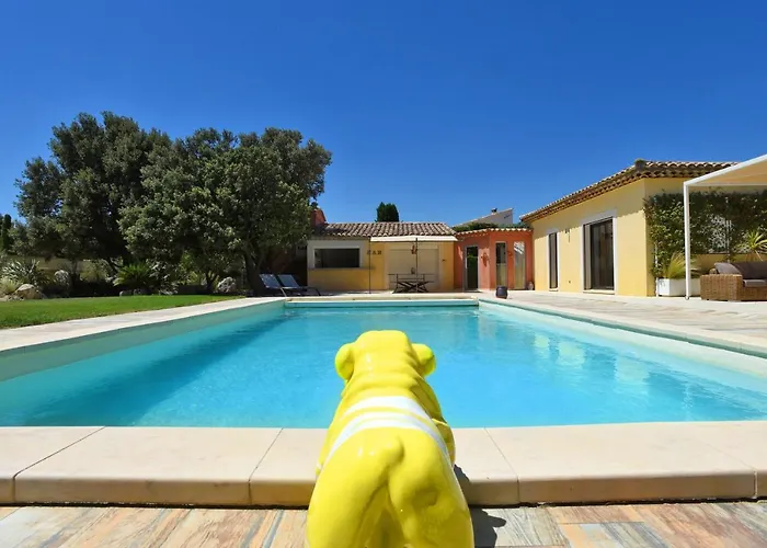 Hameau De Signargues, Entre Avignon - Pont Du Gard Et Uzes * Domazan
