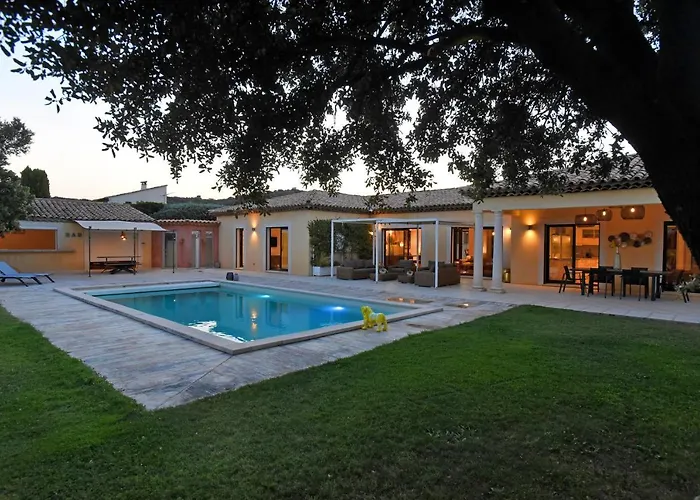 Hameau De Signargues, Entre Avignon - Pont Du Gard Et Uzes Villa